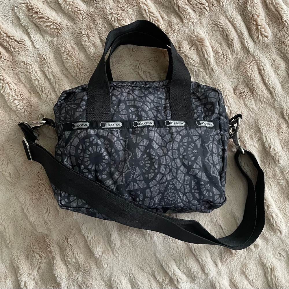 LeSportsac Tote Style Handbag